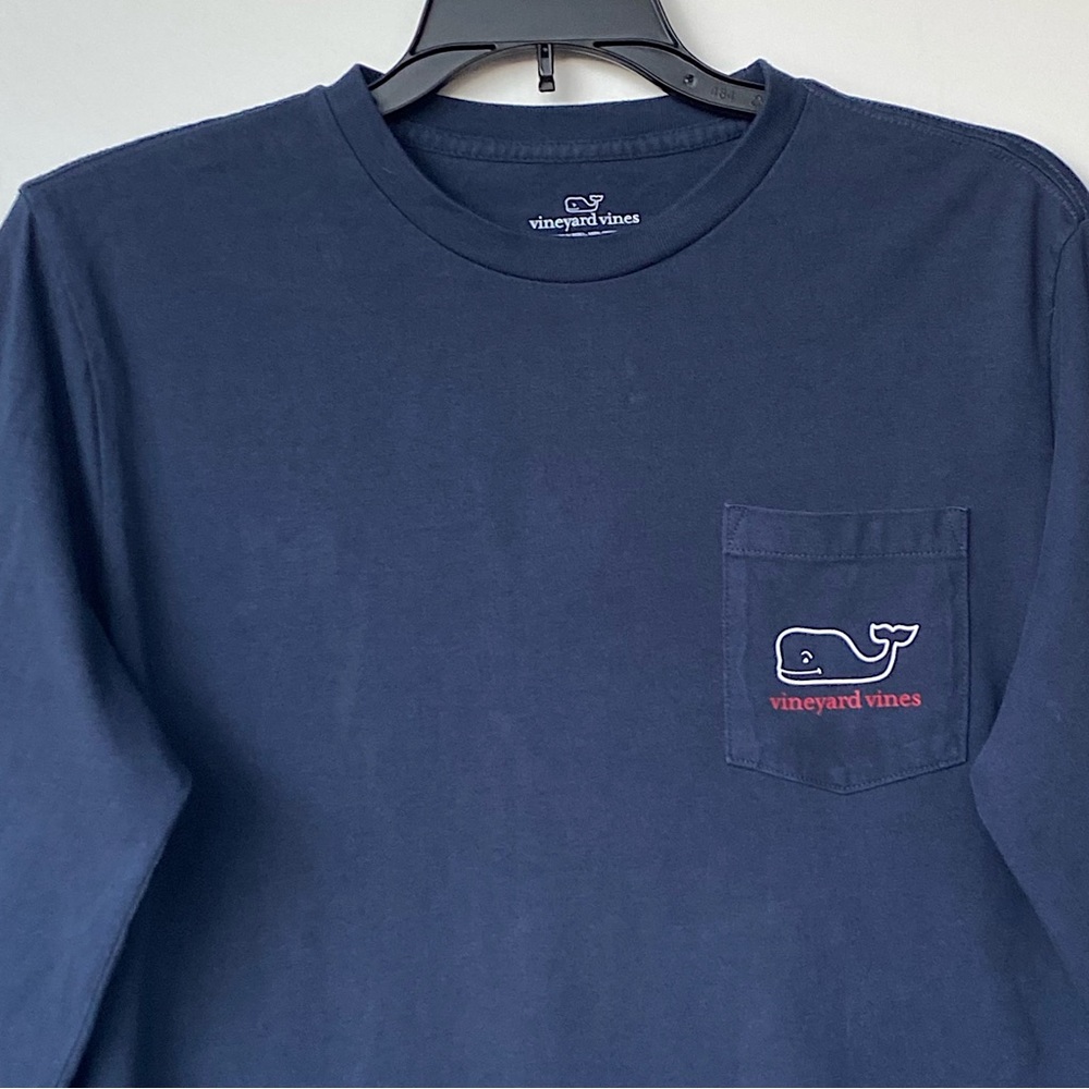 VINEYARD VINES Large 2016 Happy Holidays T-Shirt Long Sleeve Christmas Whale - Picture 3 of 4